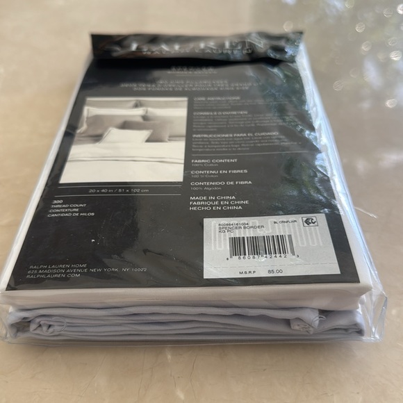 New Ralph Lauren Spencer White Cornflower Blue Border 2 King Pillowcase set. $85 - Picture 7 of 8
